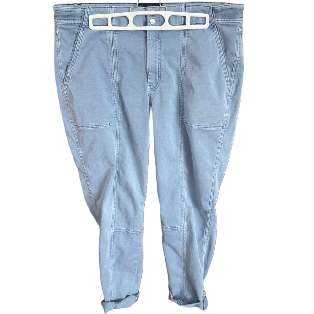 White House Black Market Light Blue Pret-a-Pedi Pants